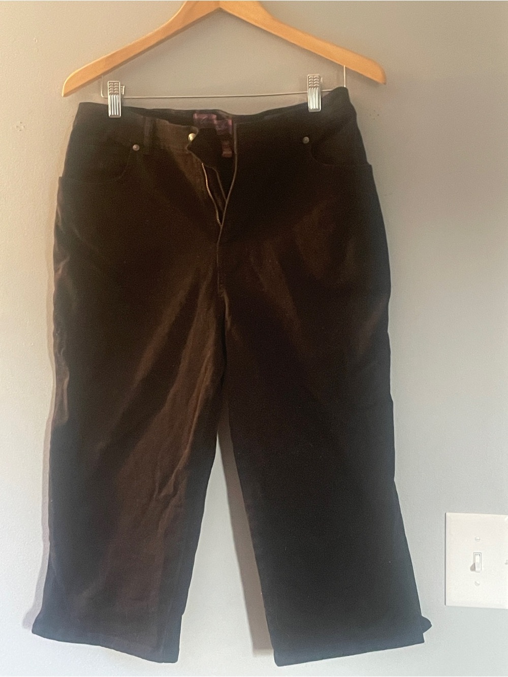 Gloria Vanderbilt Straight Leg Jeans in Black